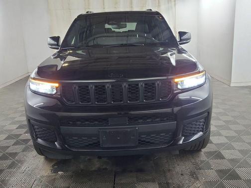 2022 Jeep Grand Cherokee L Altitude