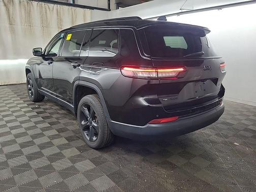 2022 Jeep Grand Cherokee L Altitude