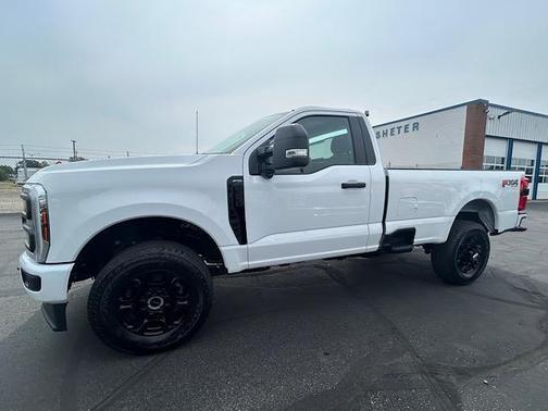 2025 Ford F-350 XLT