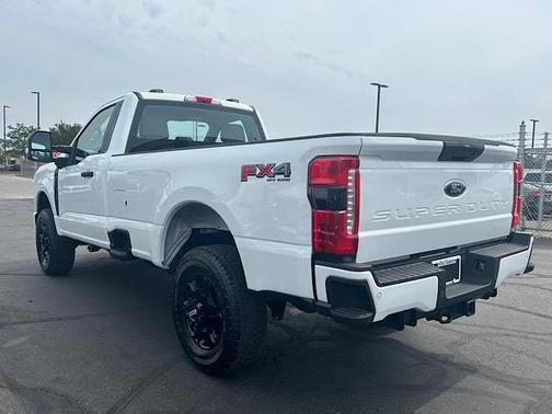 2025 Ford F-350 XLT