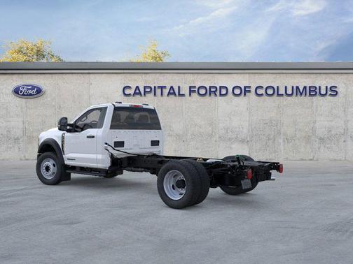 2025 Ford F-450 DRW