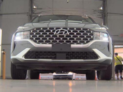 2022 Hyundai SANTA FE HEV SEL Premium