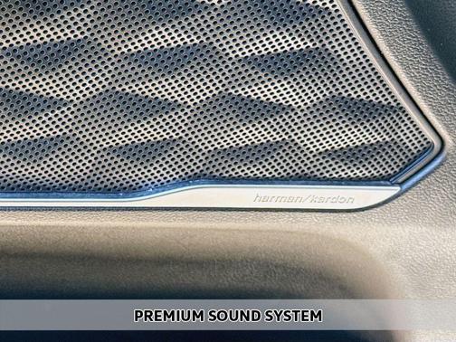 2022 Hyundai SANTA FE HEV SEL Premium