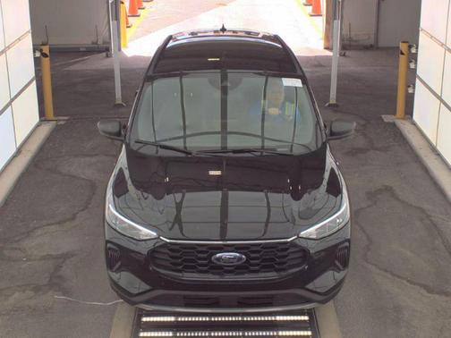 Black Metallic 2025 Ford Escape ST-Line