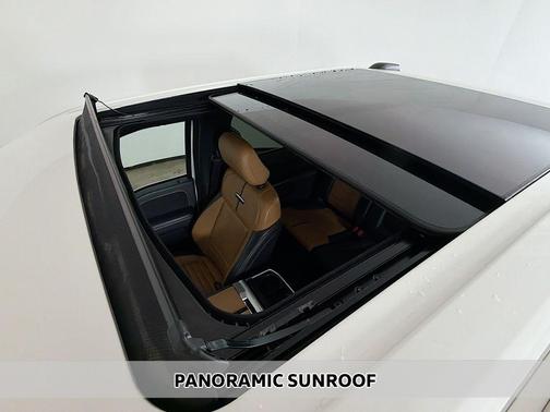 Star White Metallic Tri-Coat 2023 Ford F-150 Platinum