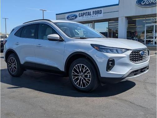 2025 Ford Escape PHEV SE