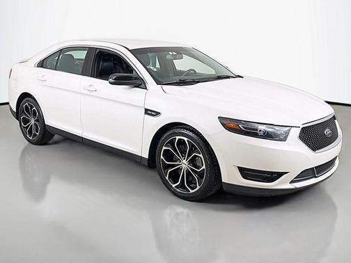2016 Ford Taurus SHO