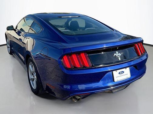 2016 Ford Mustang V6