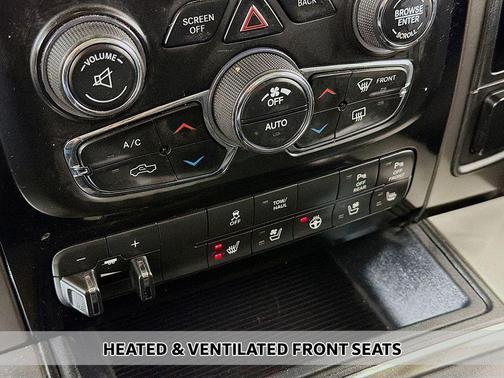 2017 RAM 1500 Night Crew Cab 4x4 5'7' Box