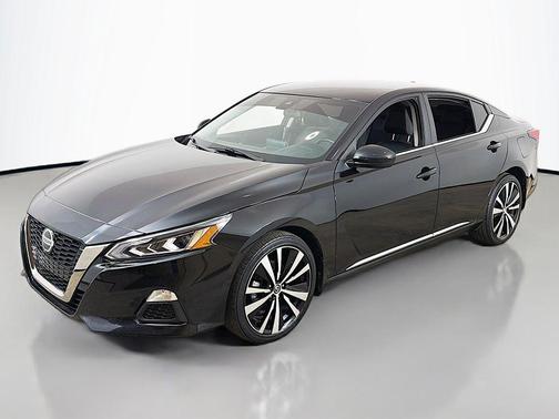 2021 Nissan Altima SR Intelligent AWD