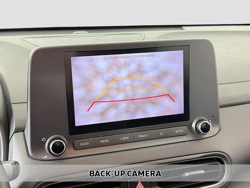 2022 Hyundai KONA SEL