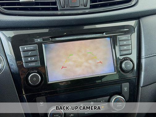 Magnetic Black Pearl 2019 Nissan Rogue SV