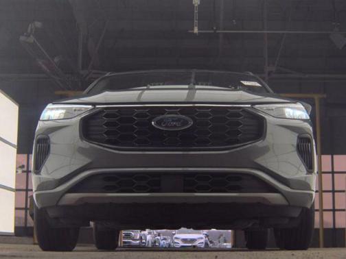 Carbonized Gray Metallic 2023 Ford Escape ST-Line