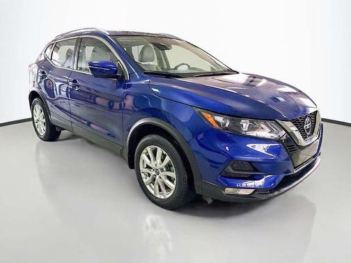 2022 Nissan Rogue Sport SV