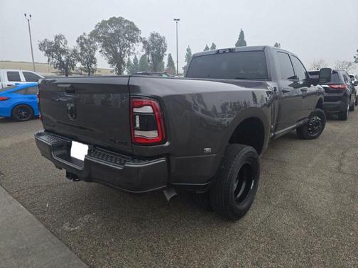 2023 RAM 3500 Big Horn Crew Cab 4x4 8' Box