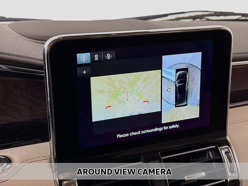 Pristine White 2021 Lincoln Navigator Reserve