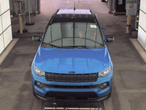 Laser Blue Pearlcoat 2022 Jeep Compass Latitude