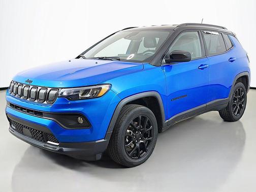 Laser Blue Pearlcoat 2022 Jeep Compass Latitude