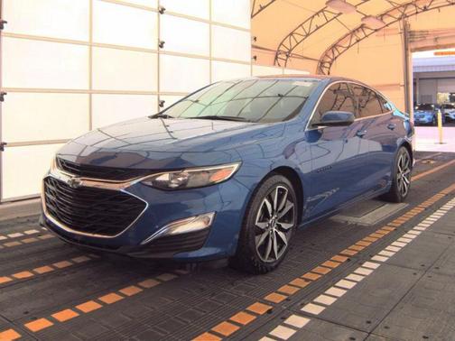 2023 Chevrolet Malibu FWD RS