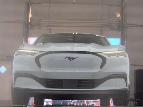 2022 Ford Mustang Mach-E Select