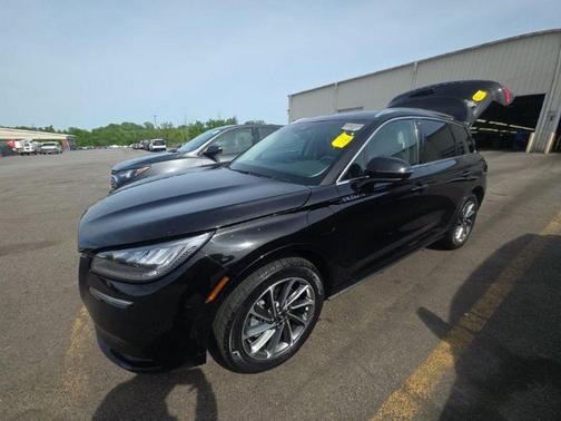 Infinite Black Metallic Clearcoat 2022 Lincoln Corsair Grand Touring