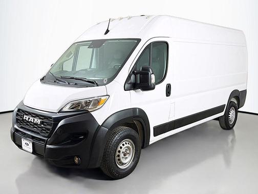 Bright White Clearcoat 2025 RAM ProMaster 2500 Tradesman
