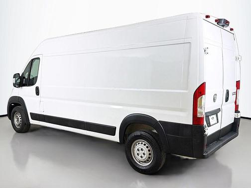 Bright White Clearcoat 2025 RAM ProMaster 2500 Tradesman