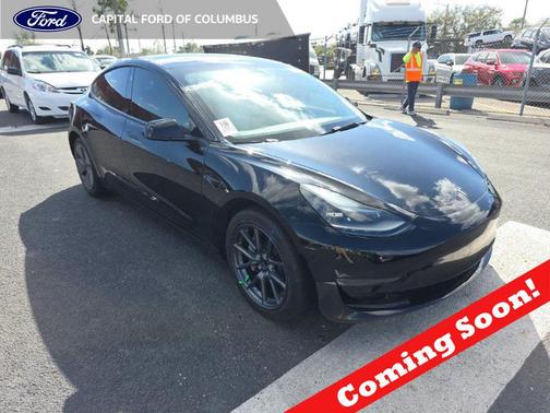 2023 Tesla Model 3 Standard Range