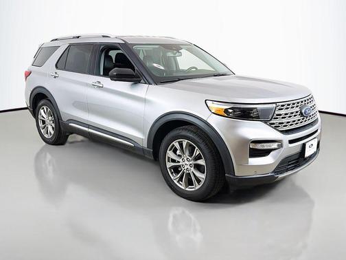 Silver Metallic 2023 Ford Explorer Limited