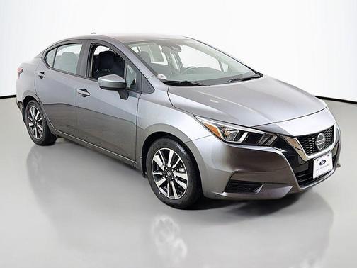 2022 Nissan Versa 1.6 SV