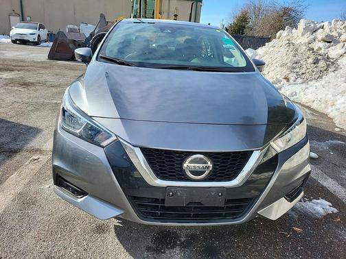 2022 Nissan Versa 1.6 SV