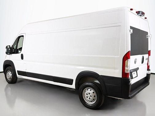 Bright White Clearcoat 2023 RAM ProMaster 2500 High Roof
