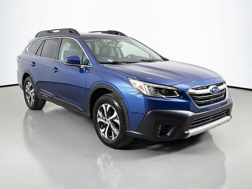 Crystal White Pearl 2021 Subaru Outback Limited