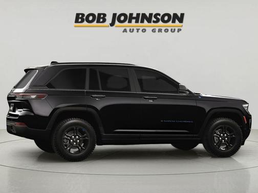 2024 Jeep Grand Cherokee 4xe Trailhawk