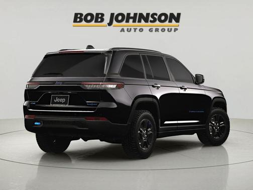 2024 Jeep Grand Cherokee 4xe Trailhawk