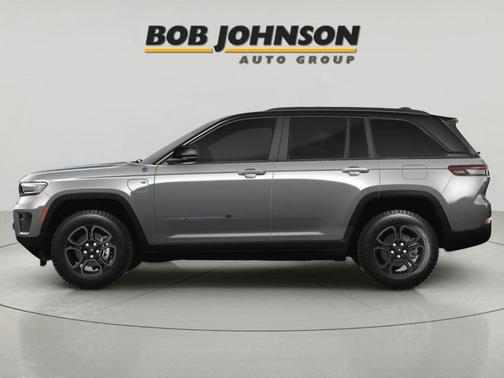 Silver Zynith 2023 Jeep Grand Cherokee 4xe Trailhawk