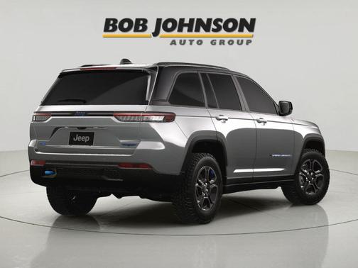 Silver Zynith 2023 Jeep Grand Cherokee 4xe Trailhawk