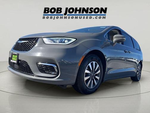 2021 Chrysler Pacifica Hybrid Touring L