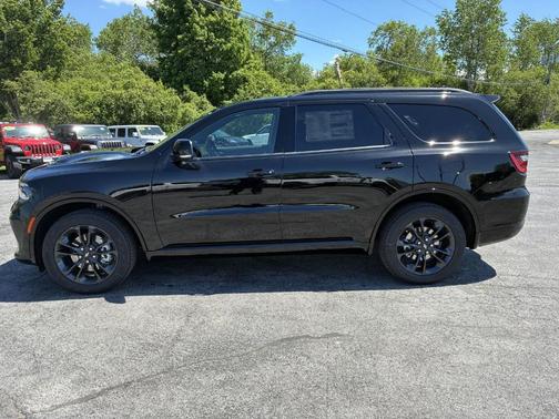 DB Black Clearcoat 2026 Dodge Durango GT