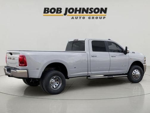 Bright White Clearcoat 2026 RAM 3500 Laramie