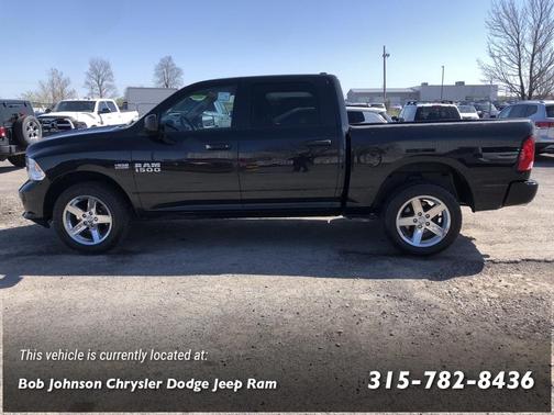 Photo 4 of 17 of 2017 RAM 1500 Express