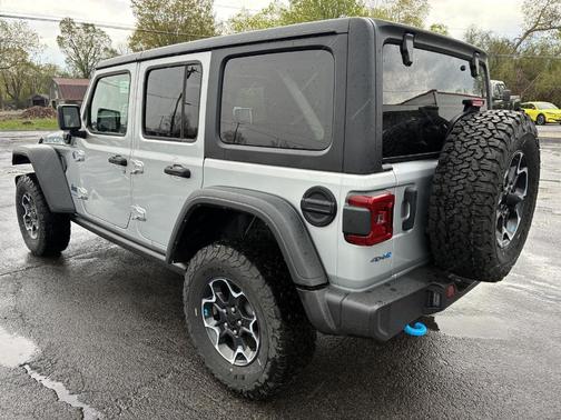 Silver Zynith Clearcoat 2023 Jeep Wrangler 4xe Rubicon