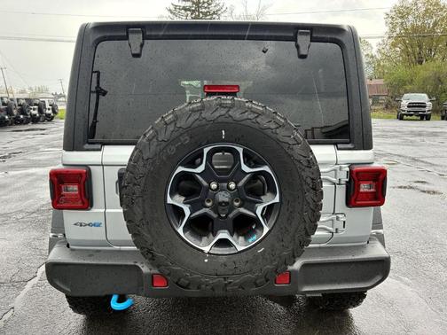 Silver Zynith Clearcoat 2023 Jeep Wrangler 4xe Rubicon