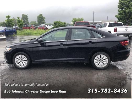 Photo 4 of 17 of 2019 Volkswagen Jetta 1.4T S