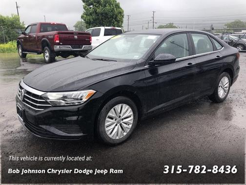 Photo 3 of 17 of 2019 Volkswagen Jetta 1.4T S