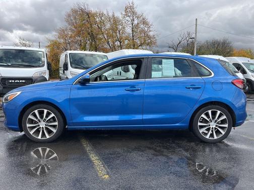 2018 Hyundai Elantra GT Base