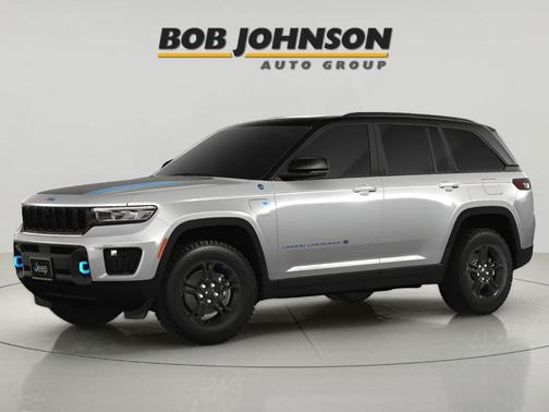 Silver Zynith 2024 Jeep Grand Cherokee 4xe Trailhawk