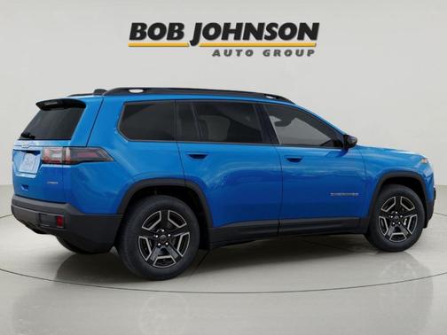 Hydro Blue Pearlcoat 2026 Jeep Cherokee Laredo