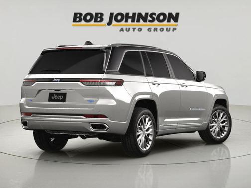 Bright White Clearcoat 2023 Jeep Grand Cherokee 4xe Summit