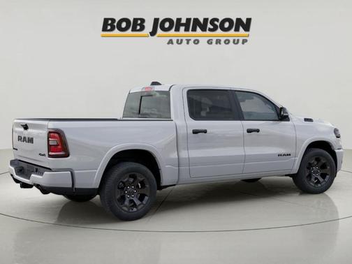 Bright White Clearcoat 2026 RAM 1500 Big Horn